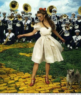 20070306223056-keira-knightley-vogue-wizard-of-oz-12.jpg